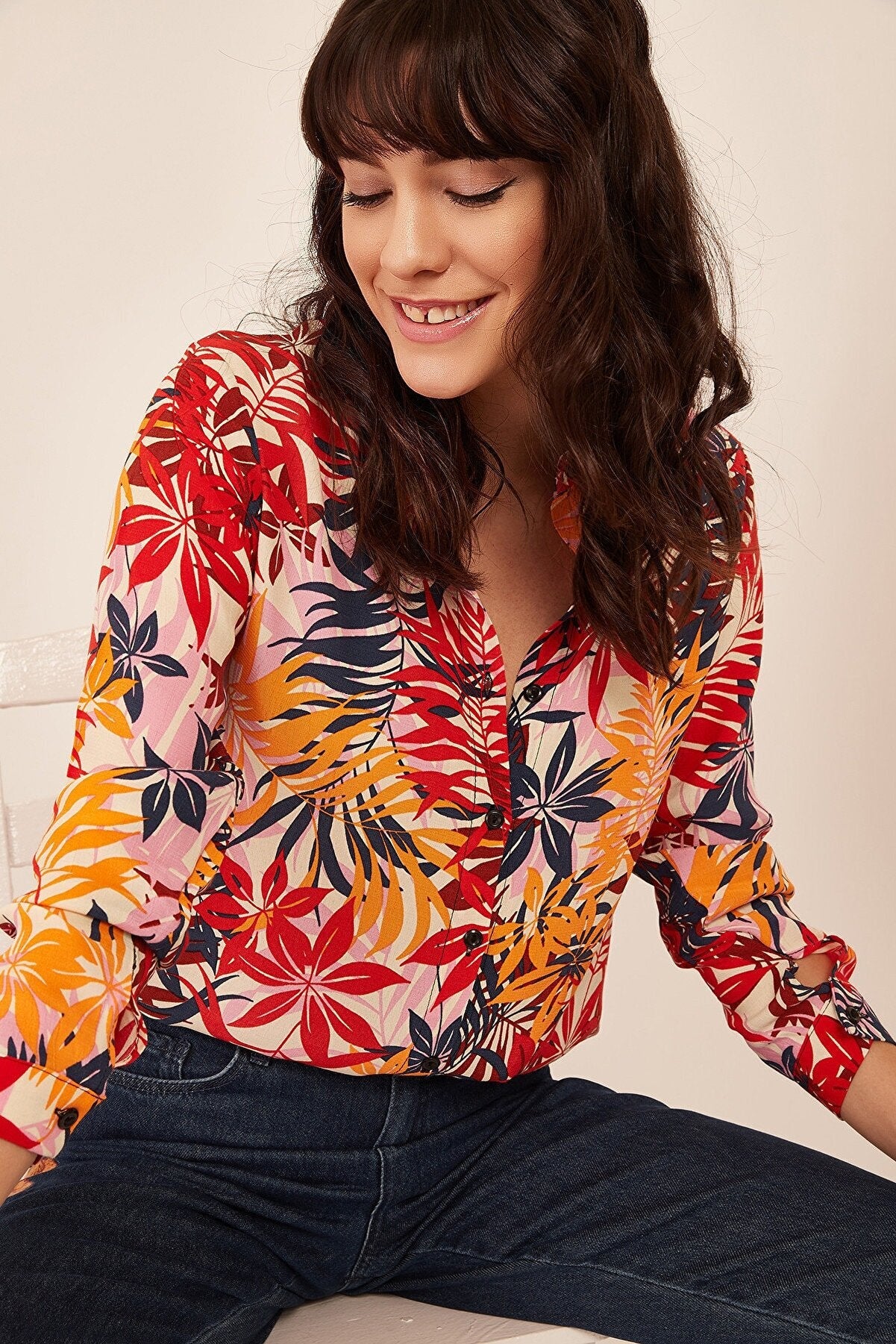 RED FLOWER PATTERN SHIRT - WOMEN