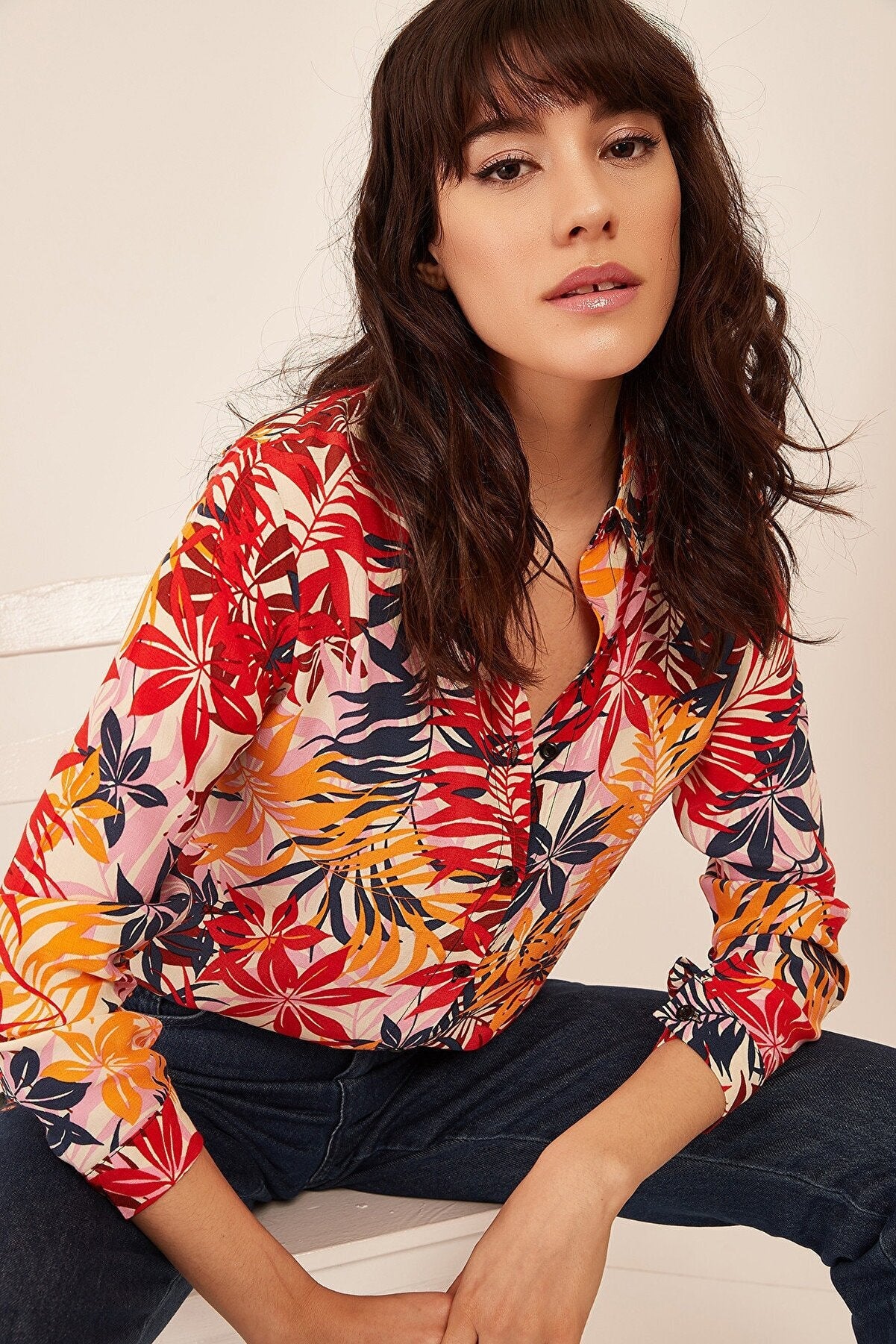 RED FLOWER PATTERN SHIRT - WOMEN