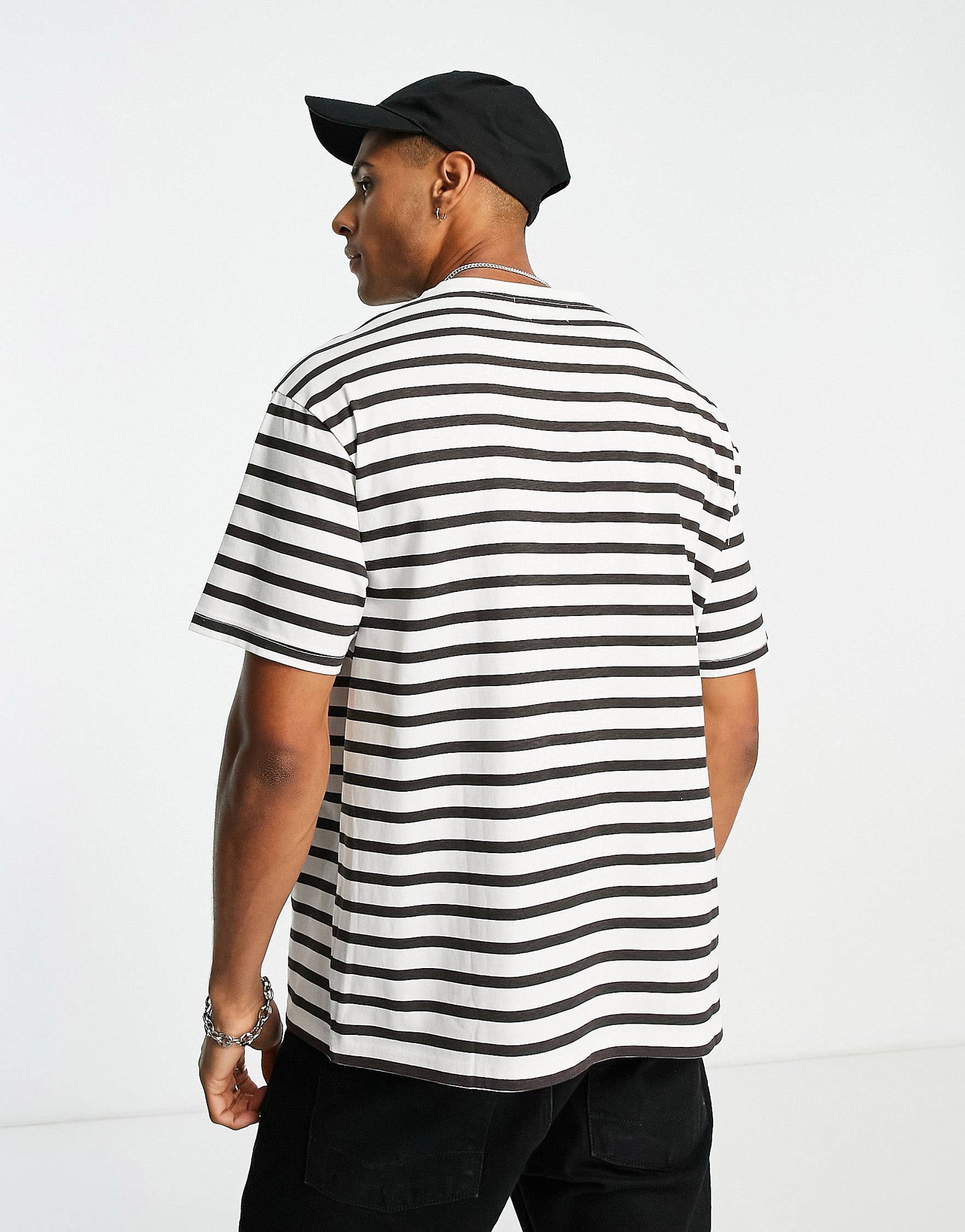 BLACK STRIPED T-SHIRT - MEN